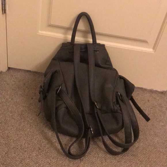 Backpack - Picture 4 of 5